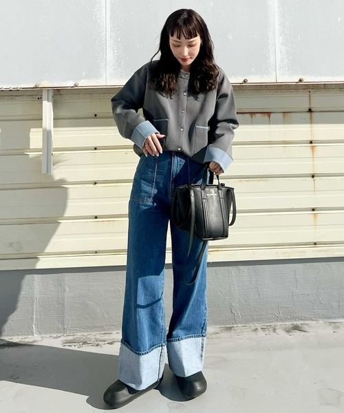 GeeRA（ジーラ）の「春の羽織りに！ゴールドボタン配色カラーニットカーディガン（カーディガン/ボレロ・レディース・チャコール/ベージュ/グレー系その他・SMALL/MEDIUM/LARGE/X-LARGE）」の5枚目の写真