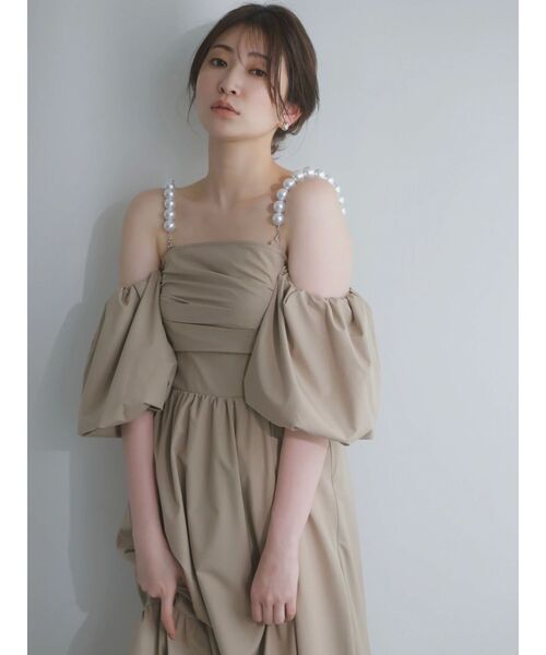 値下げ★早期配送★レア商品★吉田朱里　卒業ドレス　アカリン　ワンピース　ドレス 値下げ☆早期配送☆レア商品☆吉田朱里 卒業ドレス アカリン