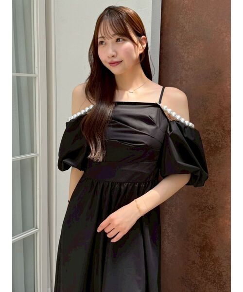 dazzlin(ダズリン)の「【吉田朱里】パール2wayボリュームワンピース(ワンピース・レディース・アイボリー/ブラック/ベージュ・SMALL/MEDIUM)」の18枚目の写真