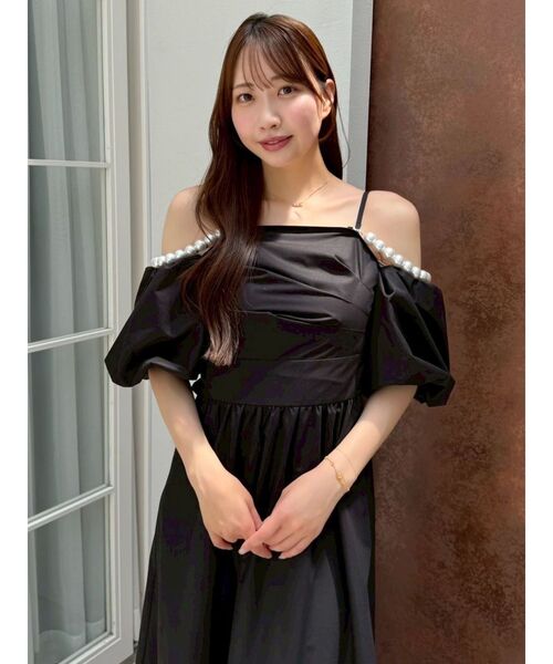 dazzlin(ダズリン)の「【吉田朱里】パール2wayボリュームワンピース(ワンピース・レディース・アイボリー/ブラック/ベージュ・SMALL/MEDIUM)」の17枚目の写真