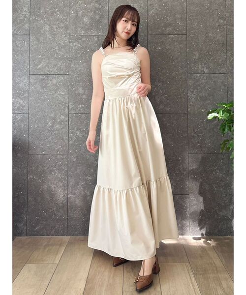 値下げ★早期配送★レア商品★吉田朱里　卒業ドレス　アカリン　ワンピース　ドレス 値下げ☆早期配送☆レア商品☆吉田朱里 卒業ドレス アカリン