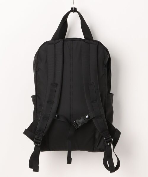 GREGORY(グレゴリー)の「GREGORY/グレゴリー バックパック イージーピージーデイ 18L 1038681041(バックパック/リュック・レディース・ブラック・FREE)」の2枚目の写真