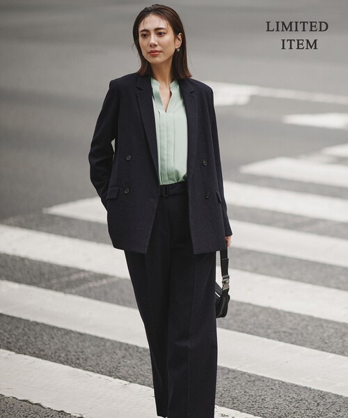 ICB(アイシービー)の「BackSatinAmunzen キーネックブラウス(シャツ/ブラウス・レディース・サックスブルー系/ブラック系3/ローズ系/ライトイエロー系5/ブラック系5/アイボリー系/ブラック系8/ブラック系/スモーキーグリーン系/ブラック系その他/ベージュ系その他/ネイビー・X-SMALL/SMALL/MEDIUM)」の13枚目の写真