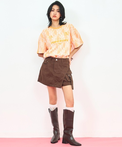 ANAP(アナップ)の「ゲーミング 刺繍 ライン レース Tシャツ(Tシャツ/カットソー・レディース・オレンジ/ホワイト/ピンク/ブラック・FREE)」の6枚目の写真