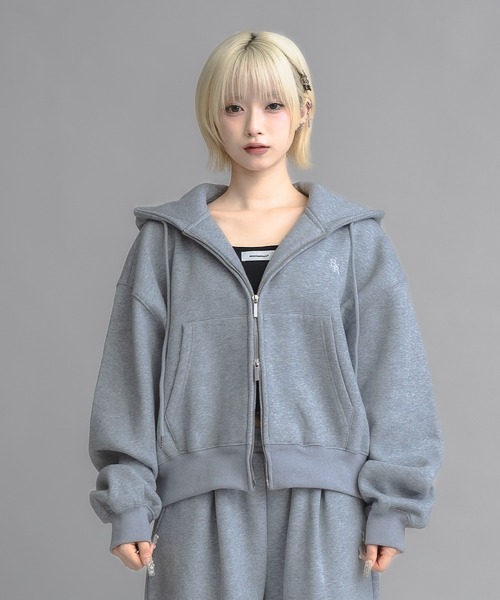 17HR（セブンティーンアワーズ）の「【ユニセックス】コンパクトダブルジップパーカー（パーカー・レディース・ブラック/グレー・FREE）」の10枚目の写真