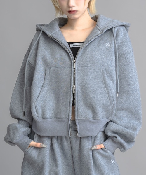 COZY フルジップ パーカー グレー adidas_Z.N.E._JV7146_21_model.jpg