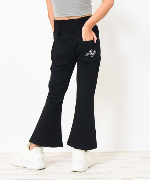 ANAP kids(アナップキッズ)の「ハイウエスト ストレッチ フレア パンツ【ジュニアお揃い】(その他パンツ・キッズ・ブラック・110cm/120cm/130cm)」の7枚目の写真