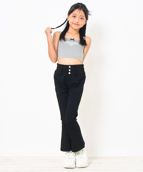 ANAP kids(アナップキッズ)の「ハイウエスト ストレッチ フレア パンツ【ジュニアお揃い】(その他パンツ・キッズ・ブラック・110cm/120cm/130cm)」の5枚目の写真
