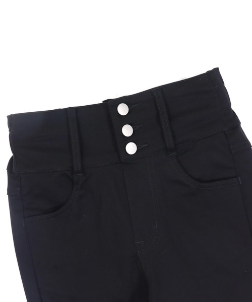 ANAP kids(アナップキッズ)の「ハイウエスト ストレッチ フレア パンツ【ジュニアお揃い】(その他パンツ・キッズ・ブラック・110cm/120cm/130cm)」の3枚目の写真
