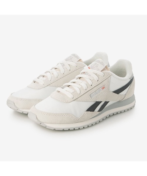 Reebok(リーボック)の「クラシック AZ / CLASSIC AZ(スニーカー・レディース・アイボリー/ブラック・24.5cm/23.5cm/23.0cm/22.5cm/26.0cm/25.5cm/25.0cm/24.0cm/22.0cm)」の7枚目の写真