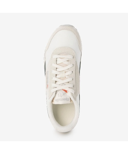 Reebok(リーボック)の「クラシック AZ / CLASSIC AZ(スニーカー・レディース・アイボリー/ブラック・24.5cm/23.5cm/23.0cm/22.5cm/26.0cm/25.5cm/25.0cm/24.0cm/22.0cm)」の8枚目の写真