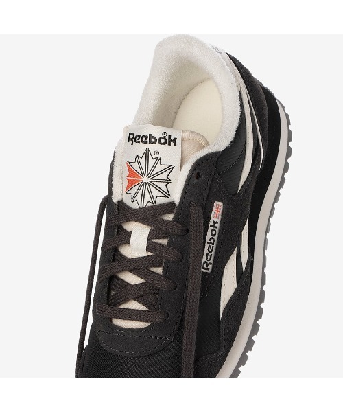 Reebok(リーボック)の「クラシック AZ / CLASSIC AZ(スニーカー・レディース・アイボリー/ブラック・24.5cm/23.5cm/23.0cm/22.5cm/26.0cm/25.5cm/25.0cm/24.0cm/22.0cm)」の18枚目の写真