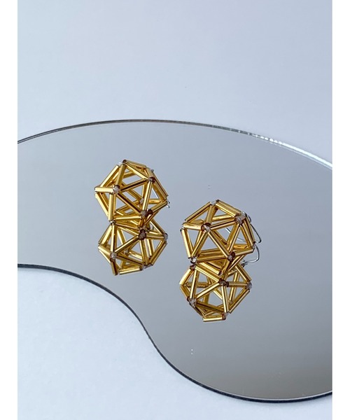 tone(トーン)の「【TOMEI LAB】ヒンメリ風 正二十面体 ピアス(MA)(ピアス(両耳用)・レディース・ピンクゴールド/ゴールド/ライトブルー・FREE)」の21枚目の写真