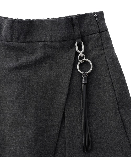 soyun(ソユン)の「チャーム付きインナーパンツスカート(スカート・レディース・チャコールグレー/ブラウン・LARGE/MEDIUM/SMALL)」の20枚目の写真