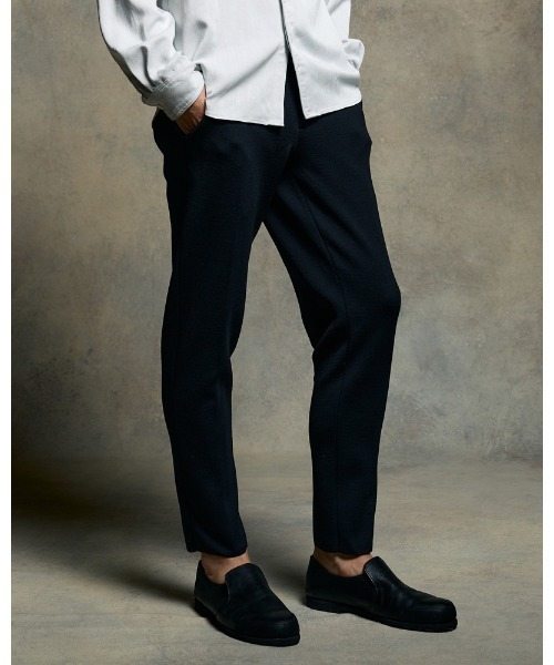 wjk(ダヴルジェイケイ)の「"function knit easy slacks (jacquard check)"(スラックス・メンズ・ネイビー/ブラック・SMALL/MEDIUM/LARGE/X-LARGE)」の1枚目の写真