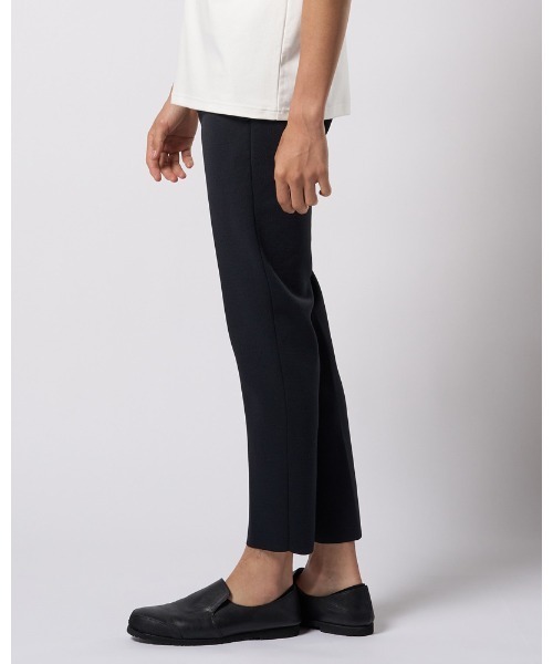 wjk(ダヴルジェイケイ)の「"function knit easy slacks (jacquard check)"(スラックス・メンズ・ネイビー/ブラック・SMALL/MEDIUM/LARGE/X-LARGE)」の4枚目の写真