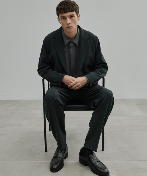 UNITED TOKYO（ユナイテッドトウキョウ）の「アウトラスト ベーシック ジャケット | セットアップ可/体温調節機能/オフィスカジュアル/冬服/通勤/オケージョン/オールシーズン（テーラードジャケット・メンズ・ブラック/ライトブラウン/グリーン/ブラウン/ネイビー/ダークグレー・1/2/3/4）」の10枚目の写真