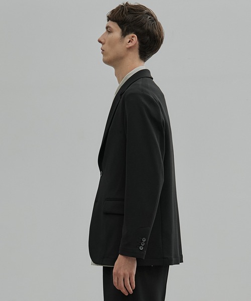 UNITED TOKYO テーラードジャケット 黒 アウトラスト UNITED TOKYO（ユナイテッドトウキョウ） セットアップ アウトラスト