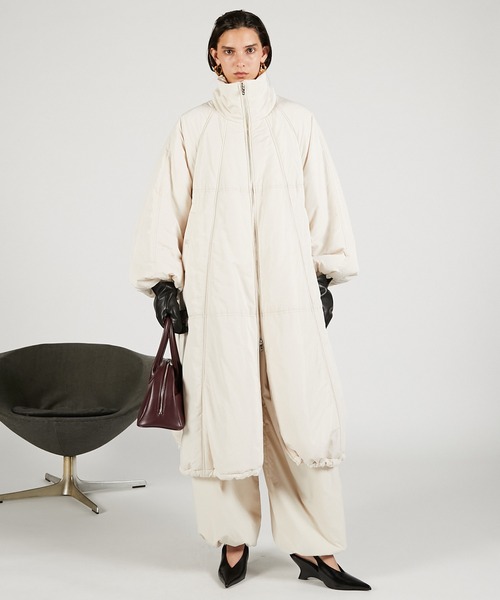 PRANK PROJECT（プランクプロジェクト）の「パデットバルーンコート / Padded Balloon Coat（その他アウター・レディース・アイボリー/ブラック・FREE）」の2枚目の写真