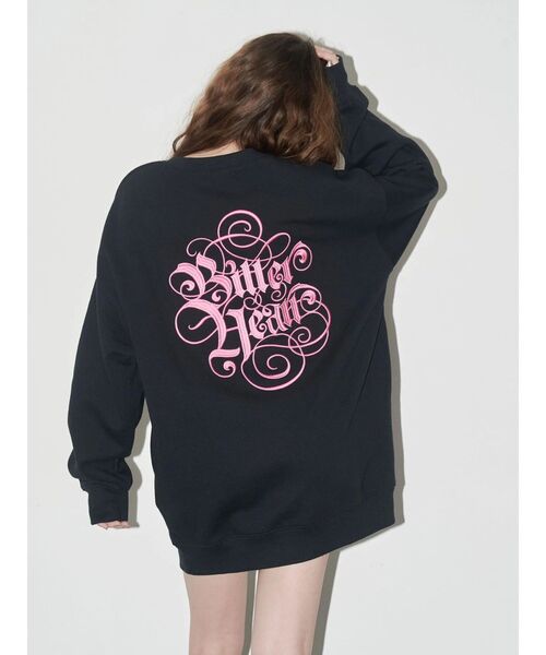 EVRIS(エヴリス)の「【裏起毛】Bitter Heart BIG スウェットトップス(スウェット・レディース・パープル/ブラウン/グレー/ブラック・FREE)」の5枚目の写真