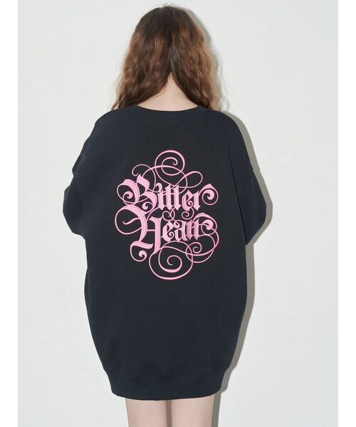 EVRIS(エヴリス)の「【裏起毛】Bitter Heart BIG スウェットトップス(スウェット・レディース・パープル/ブラウン/グレー/ブラック・FREE)」の7枚目の写真