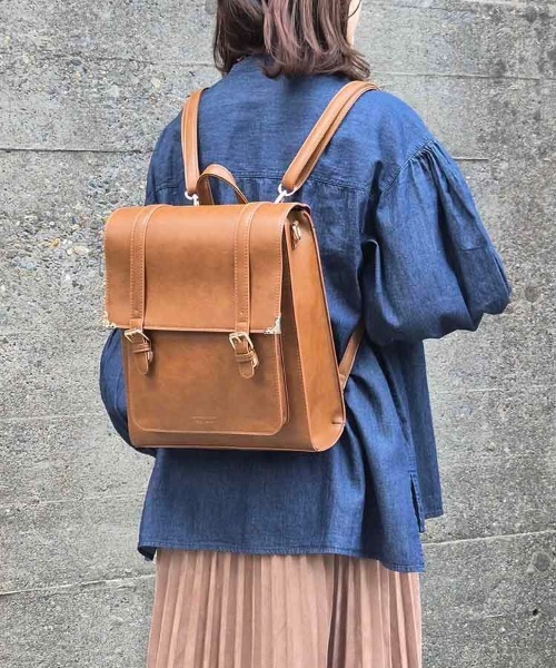 Bleu Bleuet(ブルーブルーエ)の「ベルト縦型サッチェルバッグ(バックパック/リュック・レディース・ブラウン/ワイン/ブラック・FREE)」の19枚目の写真