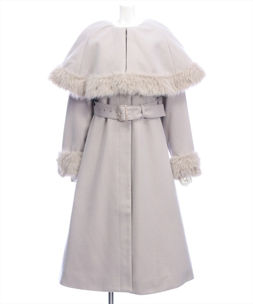 CLEAR BASIC（クリアベーシック）の「ファー付き2wayケープロングコート[大人 フェミニン 上品]≪AW新作≫（その他アウター・レディース・アイボリー/グレイッシュベージュ・F）」の18枚目の写真