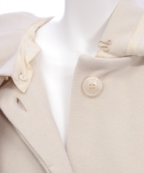 CLEAR BASIC（クリアベーシック）の「ファー付き2wayケープロングコート[大人 フェミニン 上品]≪AW新作≫（その他アウター・レディース・アイボリー/グレイッシュベージュ・F）」の16枚目の写真