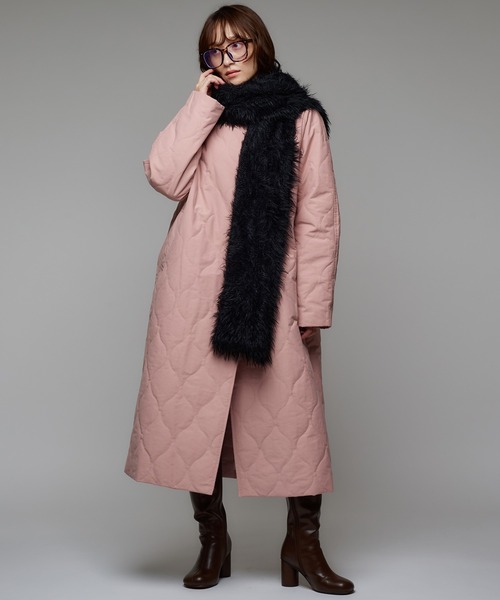 Narcissus(ナルシス)の「シャギーボリュームマフラー/カラーマフラー(マフラー・レディース・イエロー/レッド/ブラック・FREE)」の16枚目の写真