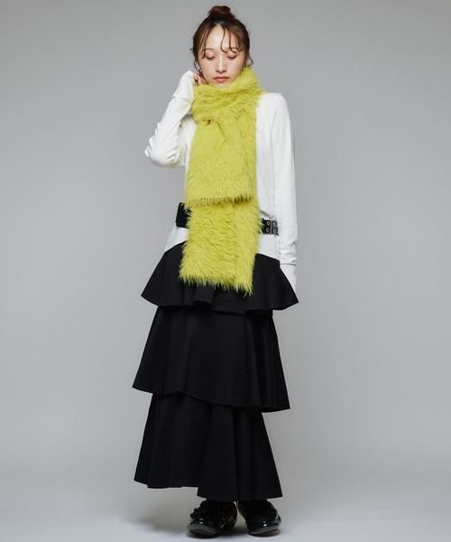 Narcissus(ナルシス)の「シャギーボリュームマフラー/カラーマフラー(マフラー・レディース・イエロー/レッド/ブラック・FREE)」の17枚目の写真