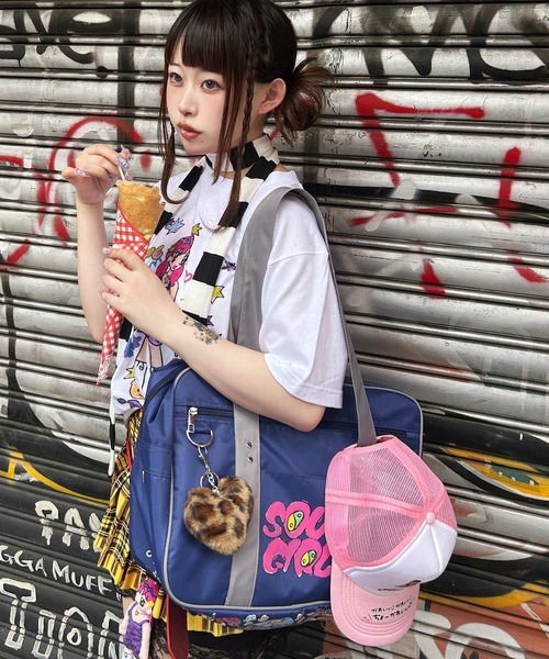 SPINNS(スピンズ)の「『SOUL PUSSSY CAT×SPINNS』ちょーかわいいキャップ(キャップ・レディース・ピンク/ブルー・ONESIZE)」の2枚目の写真