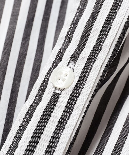 BEAMS BOY(ビームスボーイ)の「ストライプ クレイジー ボタンダウン ロングスリーブ(シャツ/ブラウス・レディース・ブラック/ブラウン/ネイビー・1/2)」の4枚目の写真
