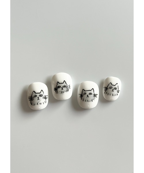 tone（トーン）の「【butter up】はらぺこねこのネイルチップ(MA)（ネイルシール/ネイルチップ・レディース・ブルー・SMALL/MEDIUM/LARGE）」の2枚目の写真