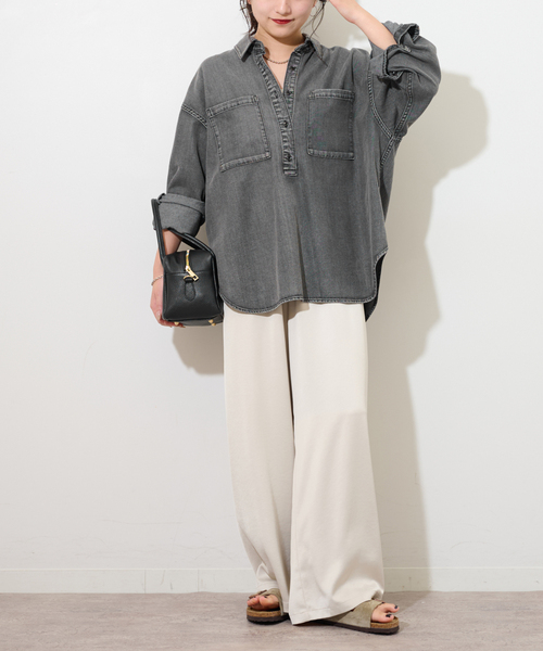 JOURNAL STANDARD relume（ジャーナルスタンダード　レリューム）の「《WEB限定追加2》デニムプルオーバーシャツ（シャツ/ブラウス・レディース・ブラック/ネイビー・FREE）」の4枚目の写真