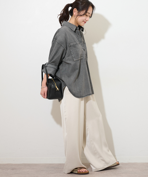 JOURNAL STANDARD relume（ジャーナルスタンダード　レリューム）の「《WEB限定追加2》デニムプルオーバーシャツ（シャツ/ブラウス・レディース・ブラック/ネイビー・FREE）」の5枚目の写真