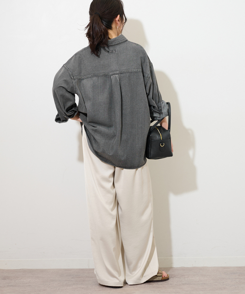 JOURNAL STANDARD relume（ジャーナルスタンダード　レリューム）の「《WEB限定追加2》デニムプルオーバーシャツ（シャツ/ブラウス・レディース・ブラック/ネイビー・FREE）」の6枚目の写真