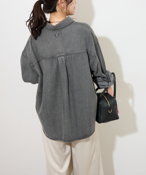 JOURNAL STANDARD relume（ジャーナルスタンダード　レリューム）の「《WEB限定追加2》デニムプルオーバーシャツ（シャツ/ブラウス・レディース・ブラック/ネイビー・FREE）」の11枚目の写真