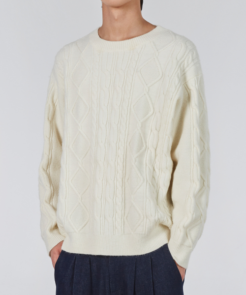 GLW(ジーエルダブリュ)の「ケーブルクルーネックセーターニットアイボリー(ニット/セーター・レディース・その他・LARGE/MEDIUM/SMALL)」の4枚目の写真