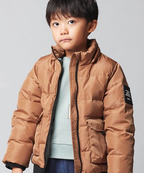 BeBe(ベベ)の「【撥水加工】タフタフラップポケットフードダウンコート(ダウンジャケット/コート・キッズ・キャメル/ブルー・110cm/120cm/130cm/150cm/140cm)」の7枚目の写真