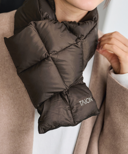 FRAMeWORK（フレームワーク）の「TAION/タイオン BASIC DOWN スカーフ（マフラー・レディース・キャメル/ブラウン/ブラック/ベージュ・FREE）」の11枚目の写真