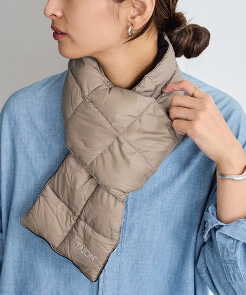 FRAMeWORK（フレームワーク）の「TAION/タイオン BASIC DOWN スカーフ（マフラー・レディース・キャメル/ブラウン/ブラック/ベージュ・FREE）」の17枚目の写真