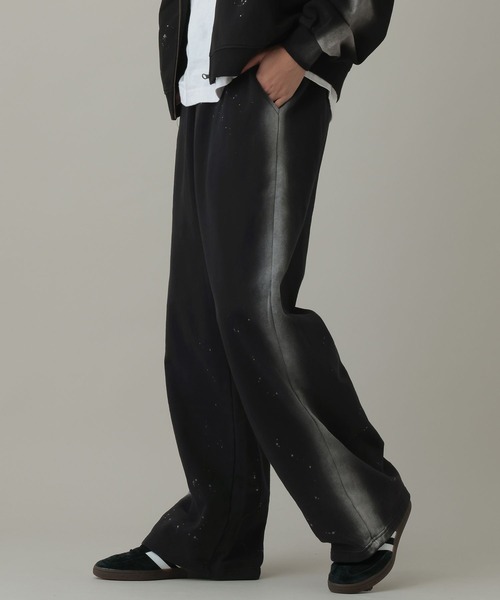 LAND MUSEUM（ランドミュージアム）の「【セットアップ可】LAND MUSEUM／サイドスプレースウェットパンツ（スウェットパンツ・メンズ・ブラック/グレー・MEDIUM/LARGE）」の2枚目の写真