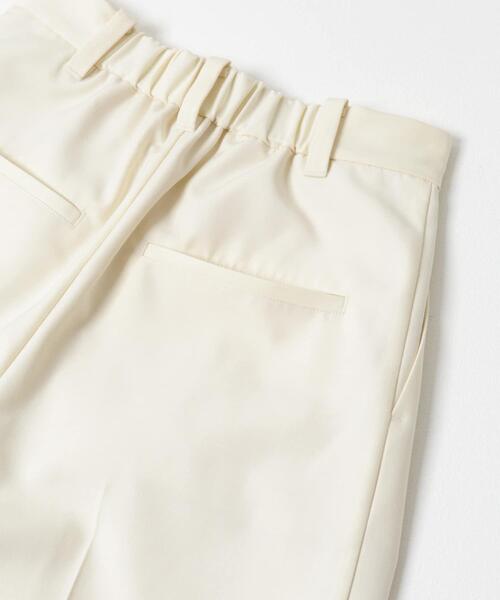 KBF（ケイビーエフ）の「センタープレスストレートパンツ（その他パンツ・レディース・ボルドー/ブラック/アイボリー・ONE）」の13枚目の写真