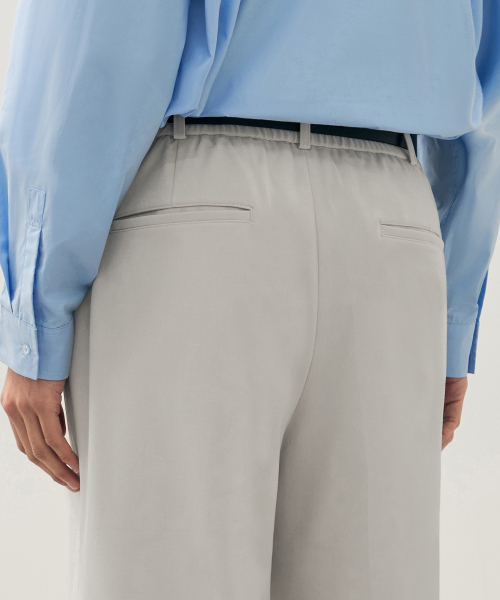 DRAW FIT（ドローフィット）の「ツーピンタックバンディングワイドスラックス [クリーム]（スラックス・メンズ・その他・LARGE/MEDIUM/SMALL/X-LARGE/XX-LARGE）」の2枚目の写真