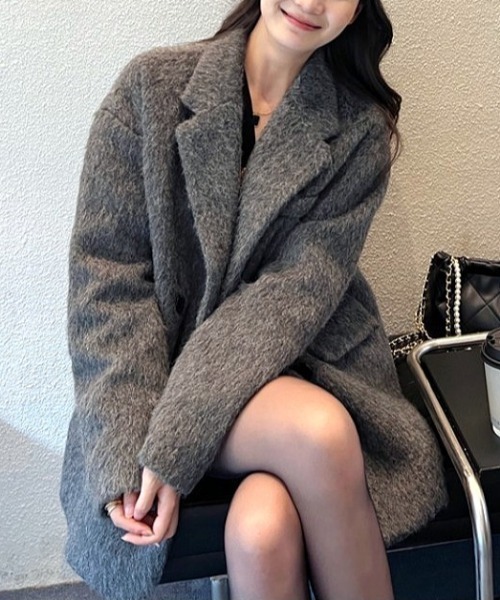 Vipoa（ヴィポア）の「Oversize gray wool Jacket（テーラードジャケット・レディース・グレー・FREE）」の3枚目の写真