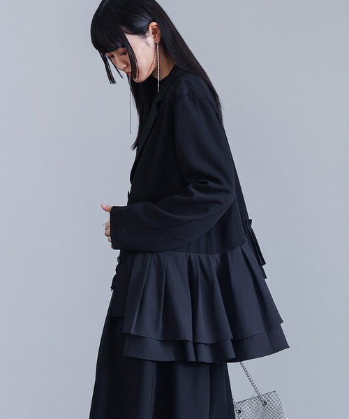 kOhAKU(コハク)の「プリーツフリルドッキングジャケット【セットアップ対応】(テーラードジャケット・レディース・ブラック/グレー・1/2)」の5枚目の写真
