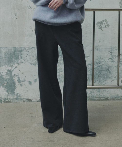 FROMWHERE(フロムウェア)の「ウィンターウールバンディングパンツ_Navy Black(その他パンツ・レディース・その他・FREE)」の2枚目の写真