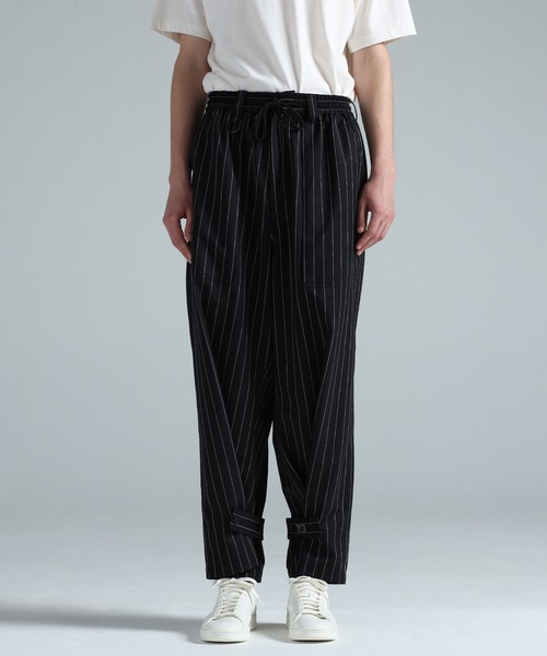Y-3(ワイスリー)の「Y-3 PINSTRIPE REFINED WOOL WIDE LEG PANTS(その他パンツ・メンズ・ブラック×ホワイト・SMALL/MEDIUM/X-SMALL/LARGE/X-LARGE)」の4枚目の写真