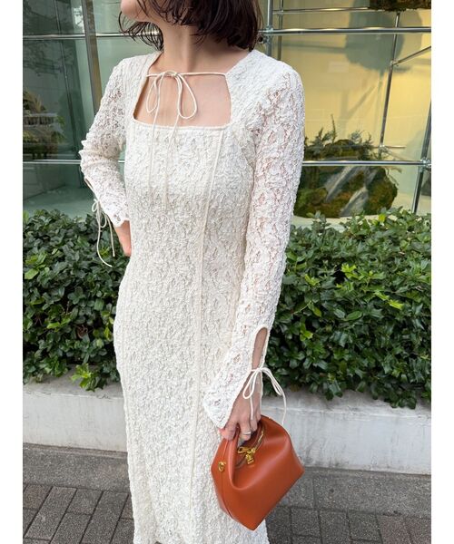 LAGUNAMOON（ラグナムーン）の「カットアウトデザインレースワンピース（ワンピース・レディース・ブラック/ホワイト・MEDIUM/SMALL）」の15枚目の写真