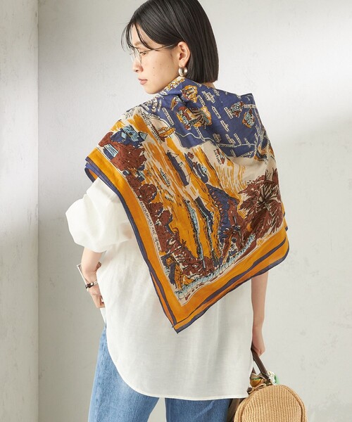 BINDU(ビンドゥー)の「BINDU: スカーフ 100×100(バンダナ/スカーフ・レディース・オレンジ/ネイビー/ライトブルー/ナチュラル/ブルー系その他/サックスブルー・ONE SIZE)」の8枚目の写真